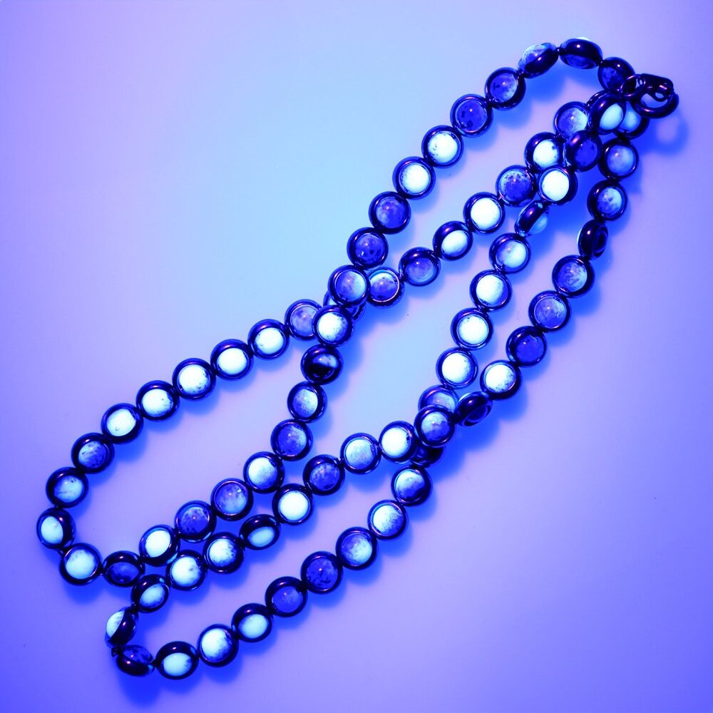 Vintage‎ Gold Toned Choker Necklace With Purple Ombre Beads-UV Light Glow Effect - Picture 3 of 5